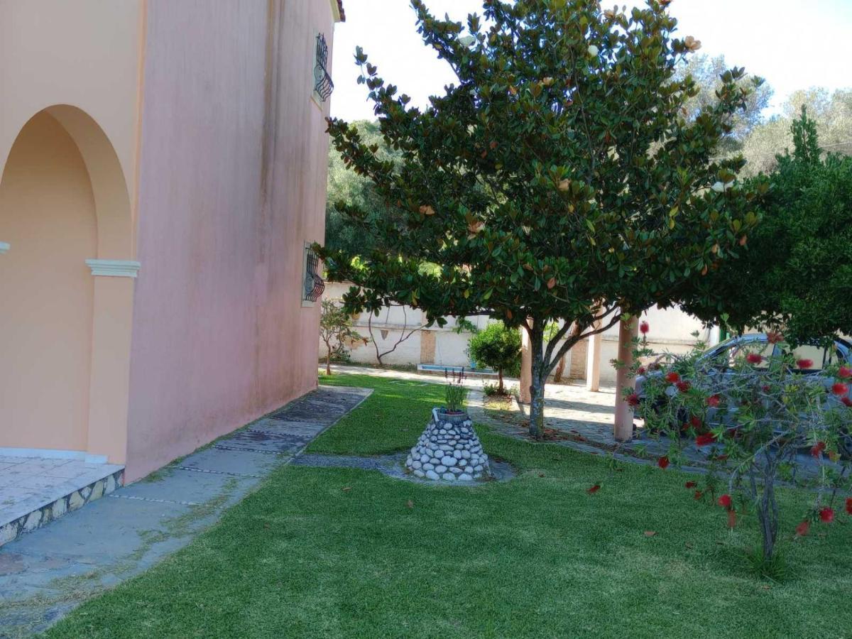 Pool Villa Grigoris Aspiotades Exteriér fotografie
